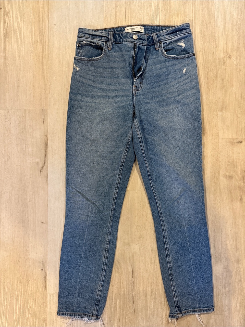 Abercrombie & Fitch Women's Medium Blue Boyfriend Jeans
